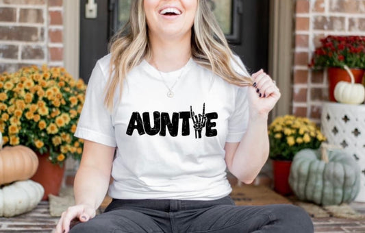 Skellie Hand Auntie Tee