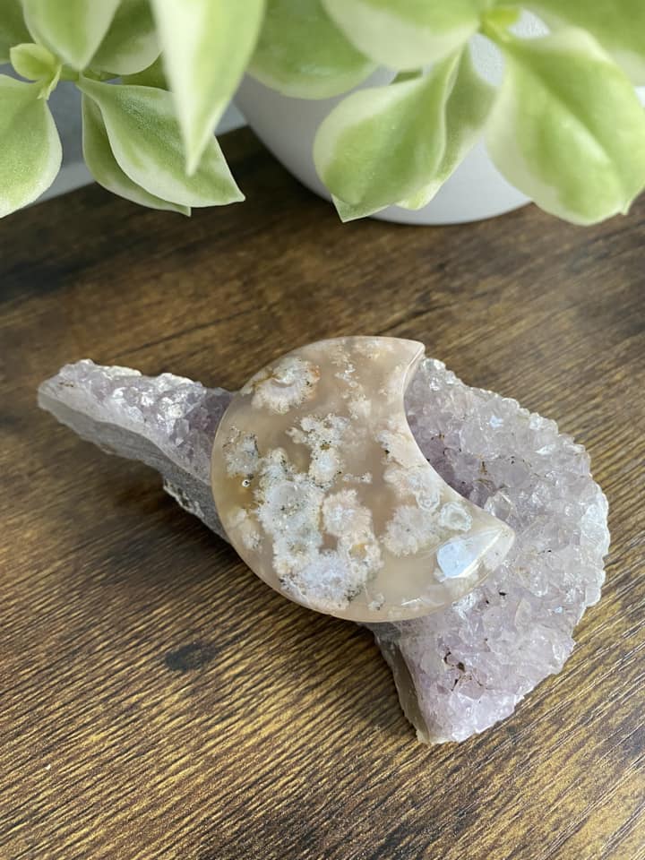 Flower Agate Moon